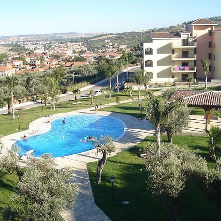 ואסטו Residence D'Alessio מראה חיצוני תמונה